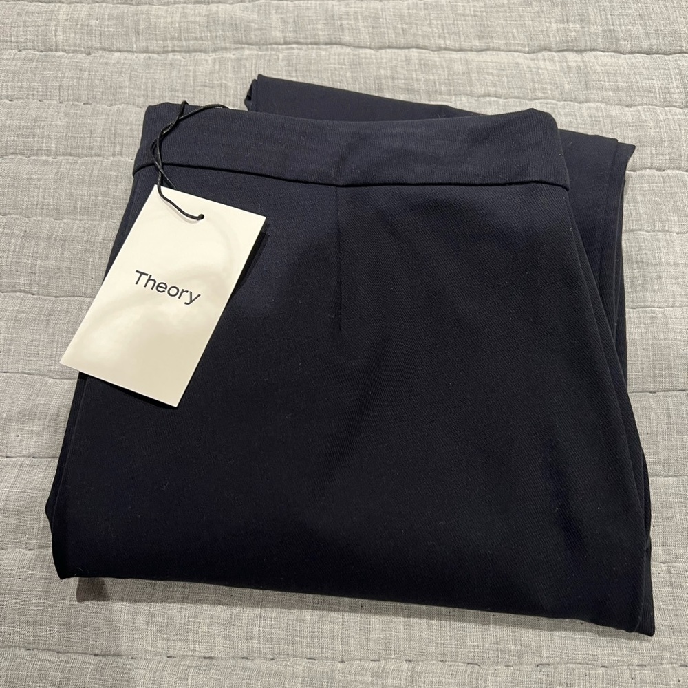 NWT Theory Ankle Length Trousers - Navy